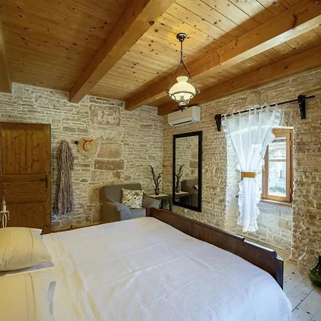 Luca In Glavani Barban