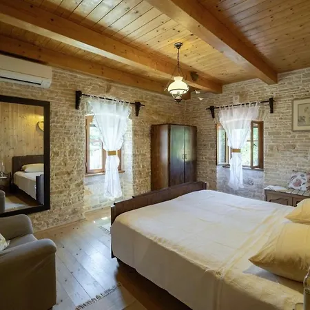 Luca In Glavani Σπίτι διακοπών *