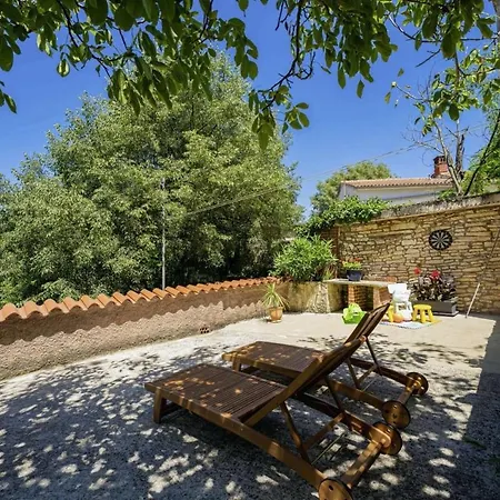 Luca In Glavani Σπίτι διακοπών *